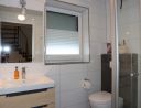 2. Dusche mit Waschbecken und WC im OG